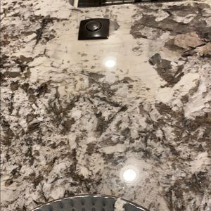 Meet your Posher, Cora